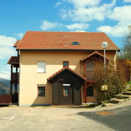 Les Bouchaux, Vue Sur La Vallee